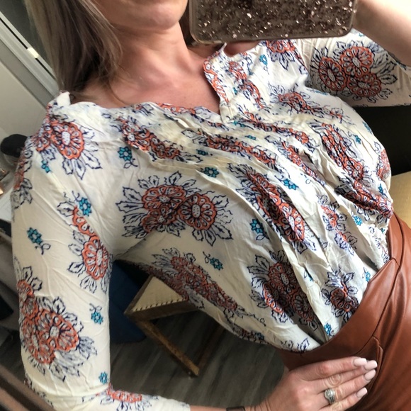 Vanessa Virginia blouse - Picture 3 of 4